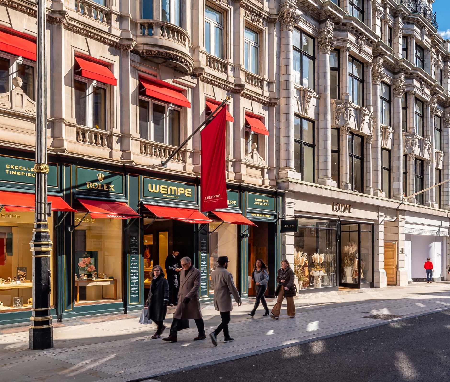 RX London advise on the sale of Armani's Bond Street flagship store - RX  London